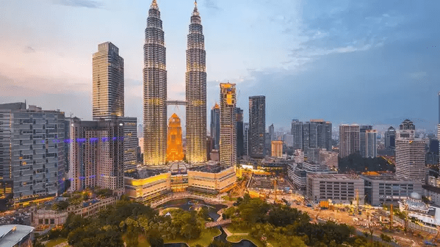 Claim of 10,000 Bangladeshi students given 'graduate pass' not true: Malaysia