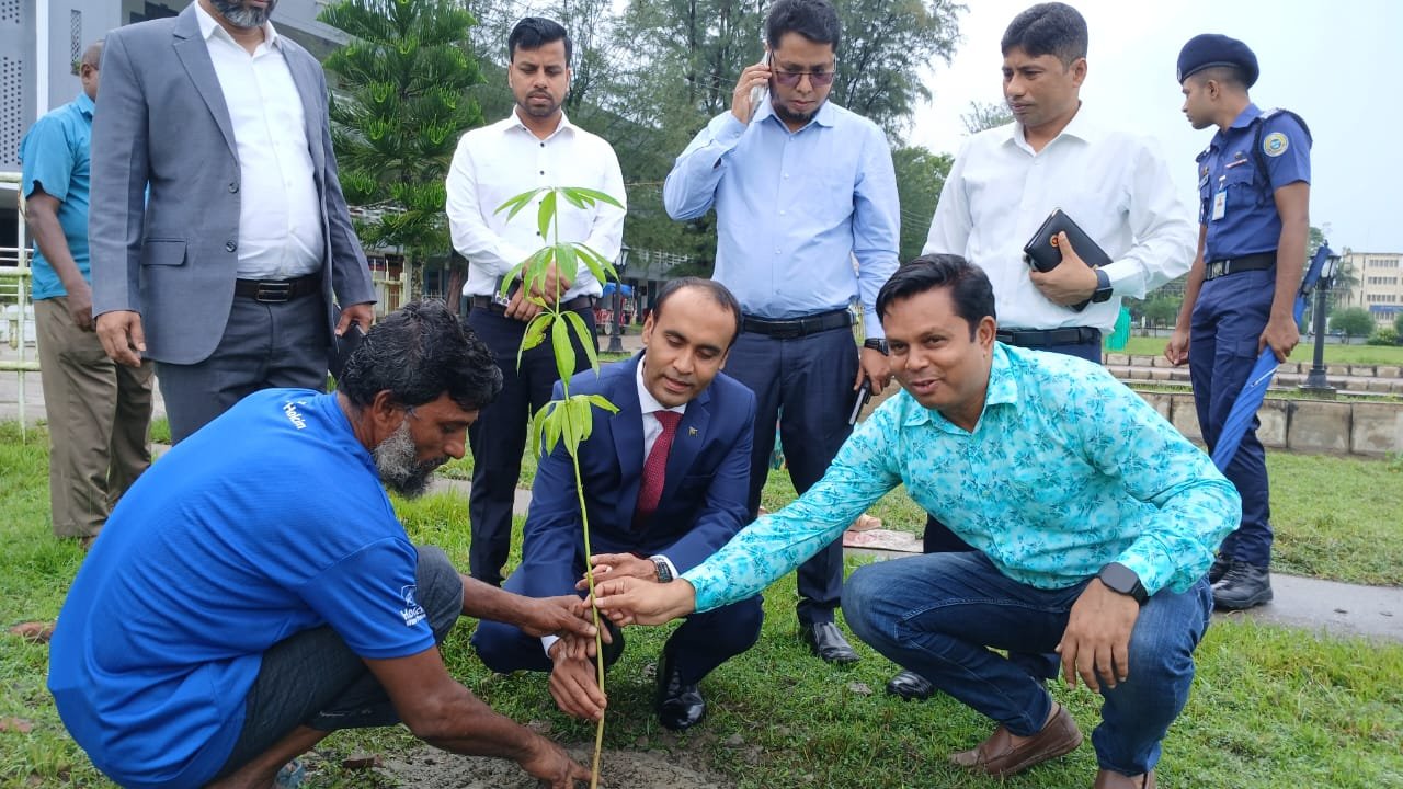New Patuakhali DC begins tenure by planting green Saptaparni tree