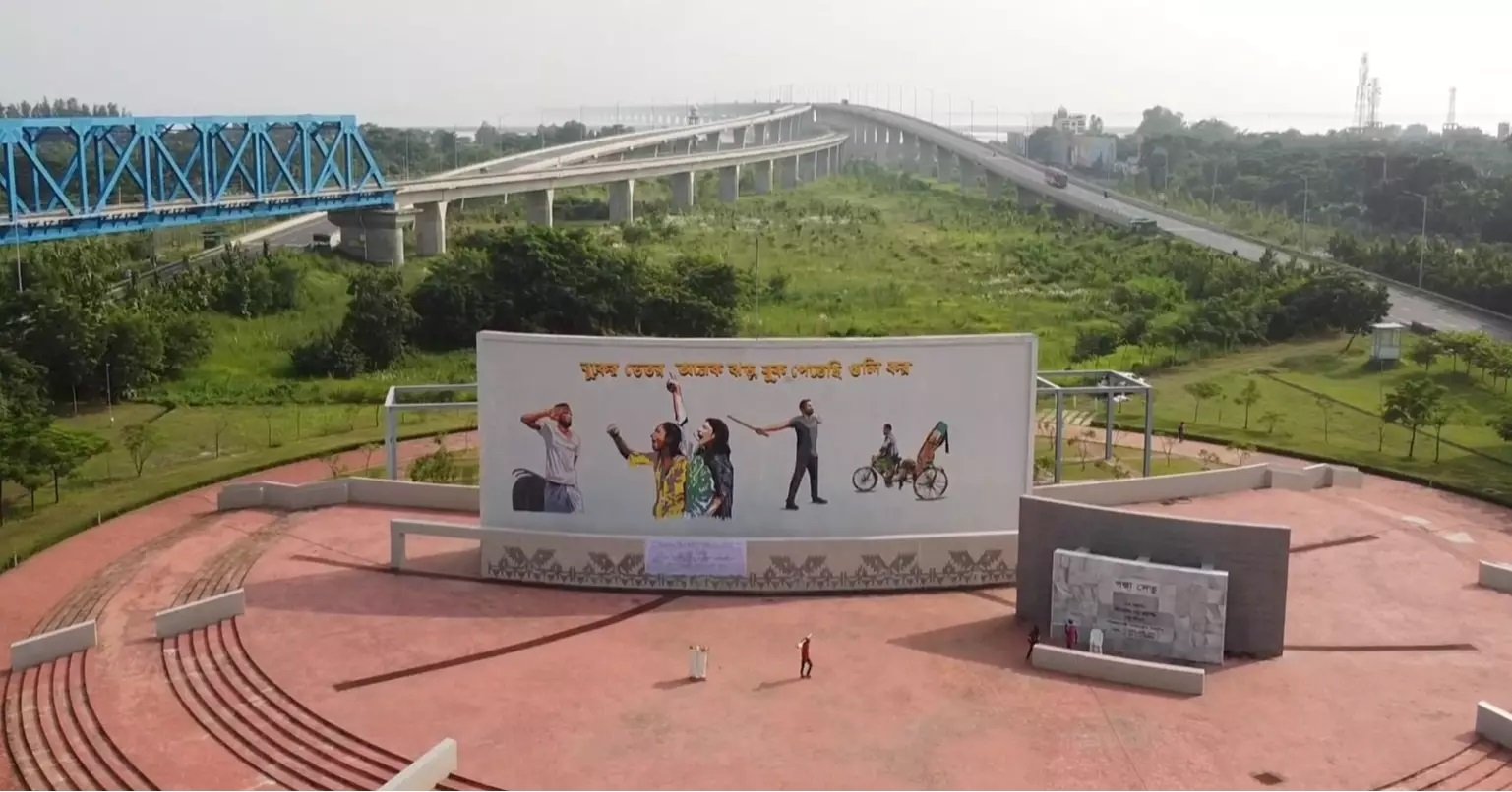 Graffiti on July movement inaugurated at Padma Bridge