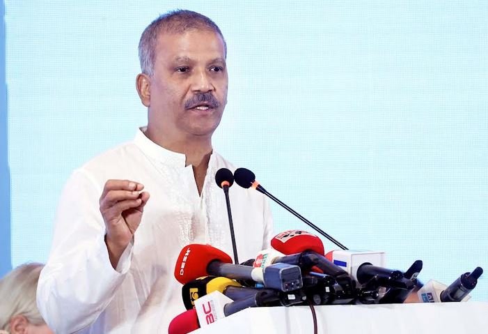 Advisers need no 'safe exit': Asif Nazrul