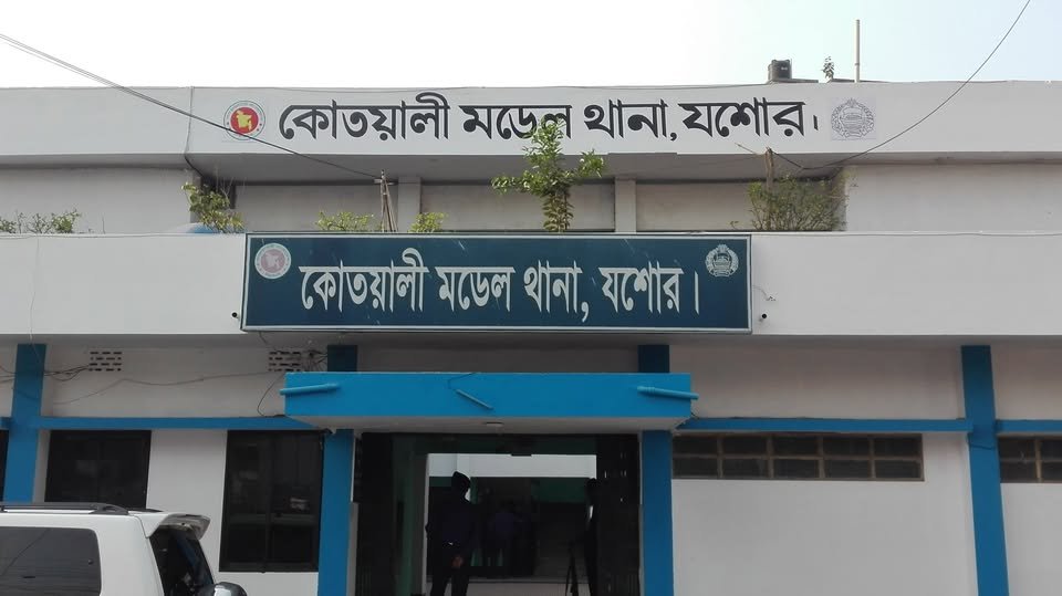 GD filed for not returning checks from Narail businessman