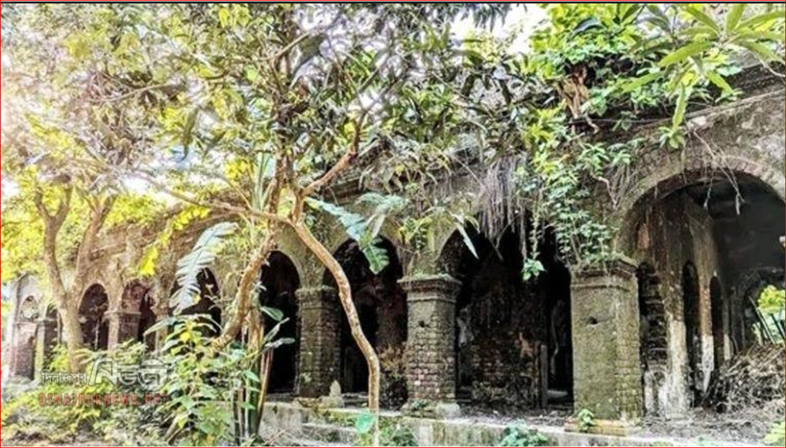 Joyganj Zamindar Palace crumbles into ruins