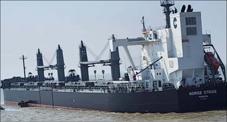 First US wheat shipment arrives at Ctg port