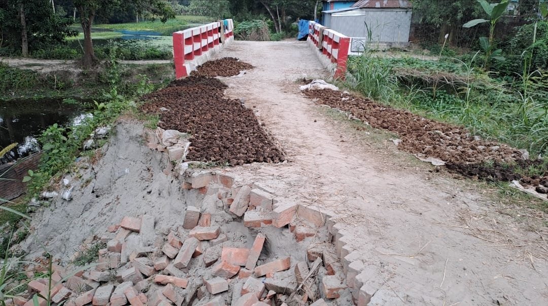 Sathia's tK40 lakh culvert collapses within a year