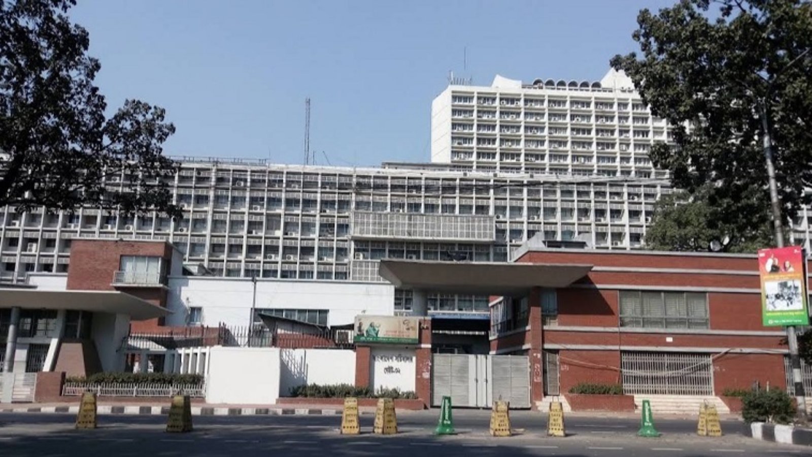 Frustration brews as ‘contractual bureaucrats tighten grip on administration’