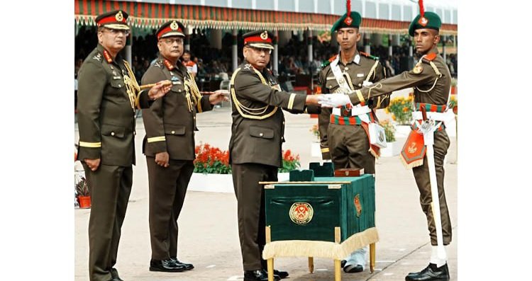 Army chief for developing army as a professional force