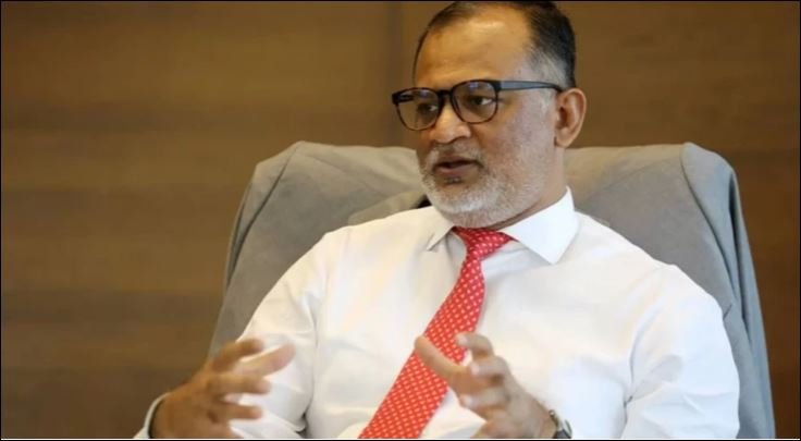 Unauthorised edible oil price hike to prompt govt action: Adviser Bashir