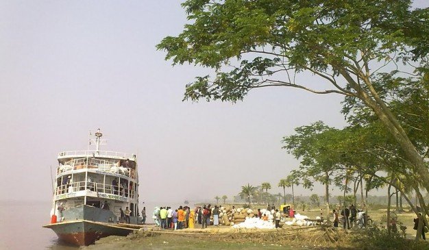 5 killed, many injured in a violent clash over char capture in Hatiya