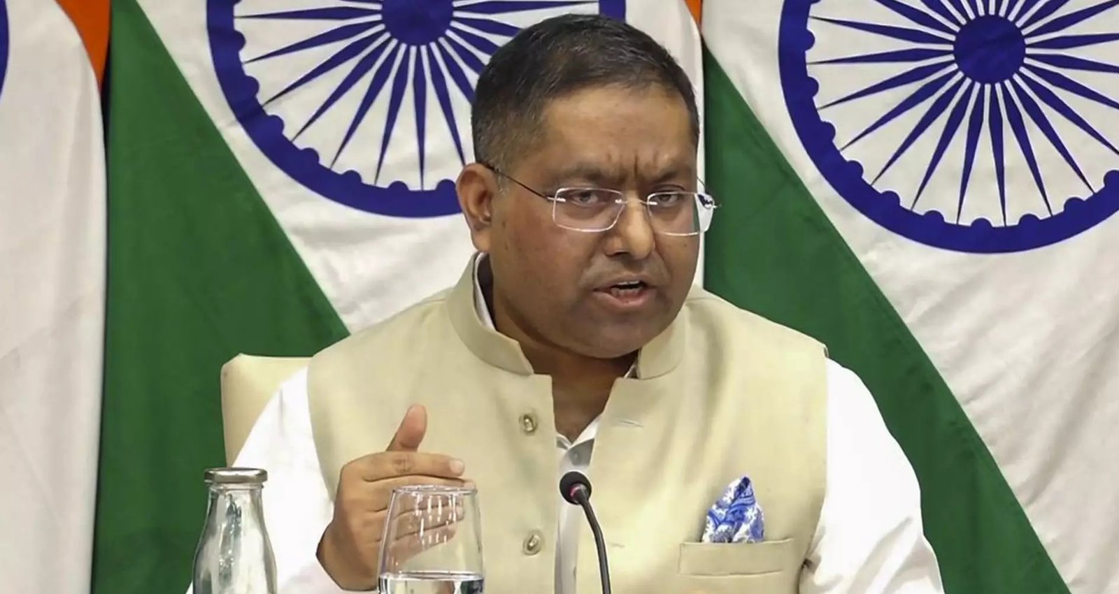 India seeks closer ties with Bangladesh, stresses inclusive elections