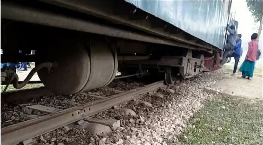Railway tracks removed; train derails in Mymensingh