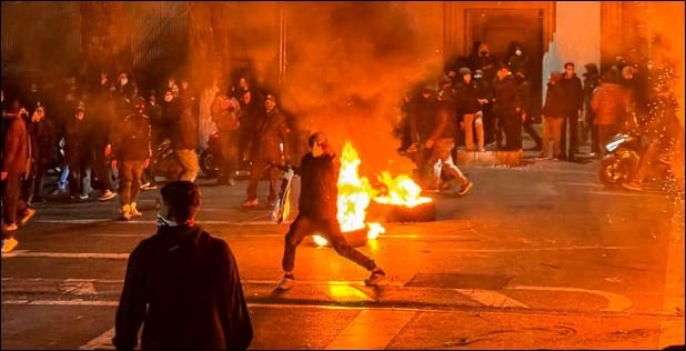 Iran protest death toll hits 544 as Trump says Tehran wants talks