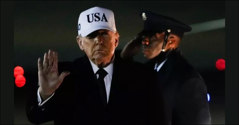 Trump urges Tehran to show humanity toward protesters