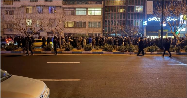 Starlink provides free internet service in Iran amid communications blackout