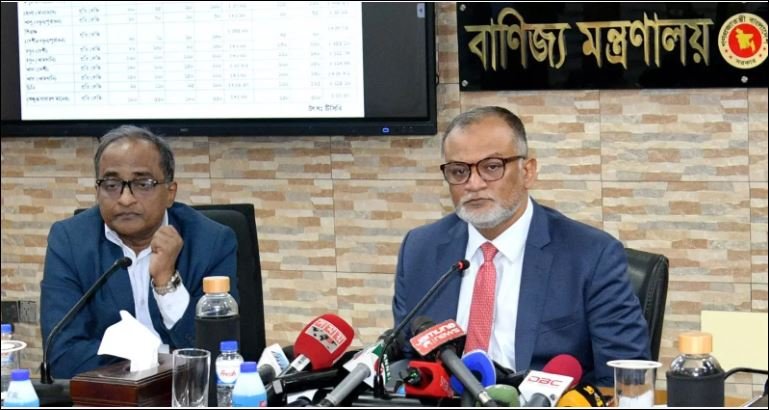 Costly mega projects like Padma Bridge hurt market stability, reiterates Bashir