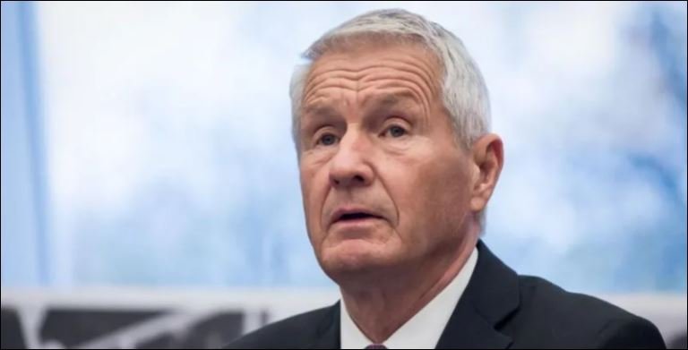 Former Norwegian PM charged with gross corruption over Epstein ties