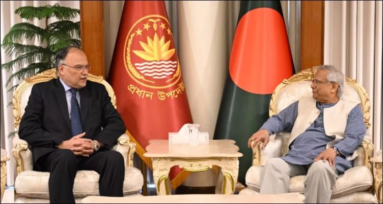 Pakistan Planning Minister calls on Chief Adviser