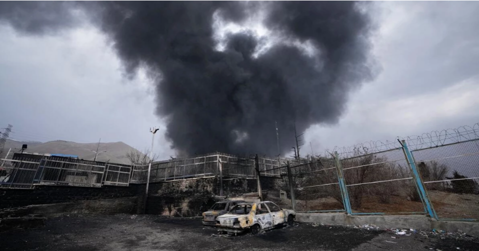 Global oil prices jump above $100 amid Iran war supply fears