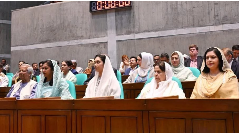 Dignitaries, diplomats fill galleries at maiden session of Parliament