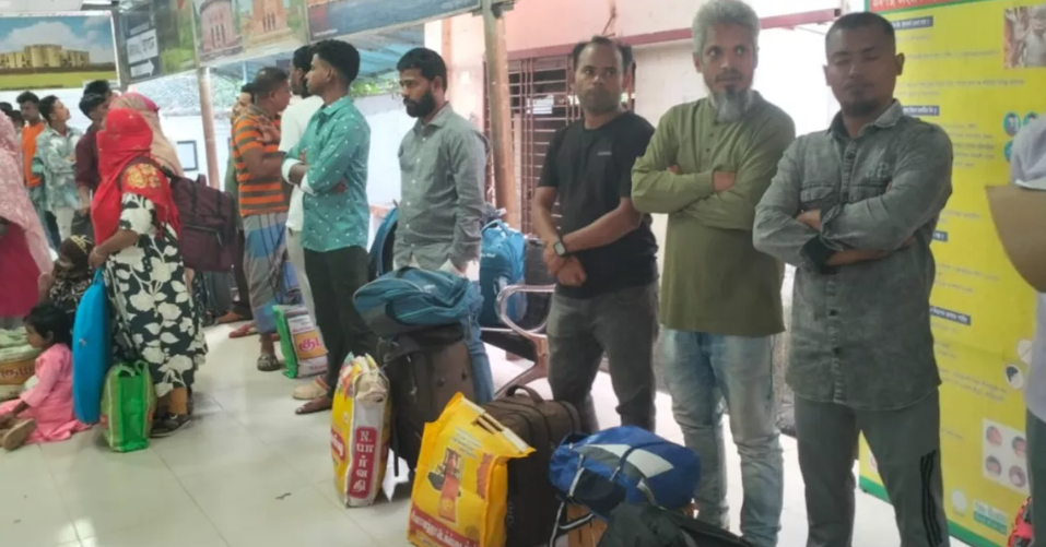 33 Bangladeshis return home after serving 2 years in Indian jail