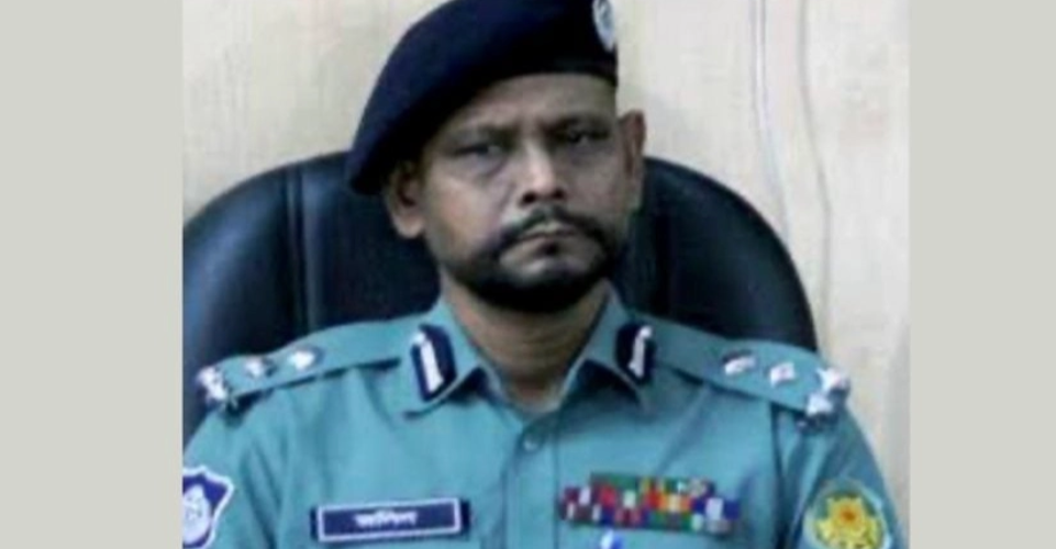 Former DIG Abdul Jalil Mondal detained by DB in Dhaka