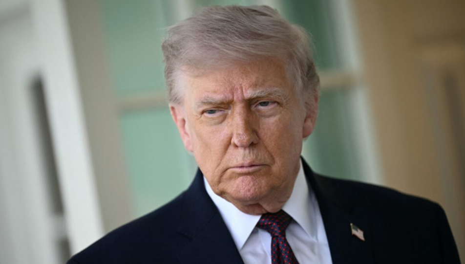 Trump vows US will sink any Iran boats that challenge blockade
