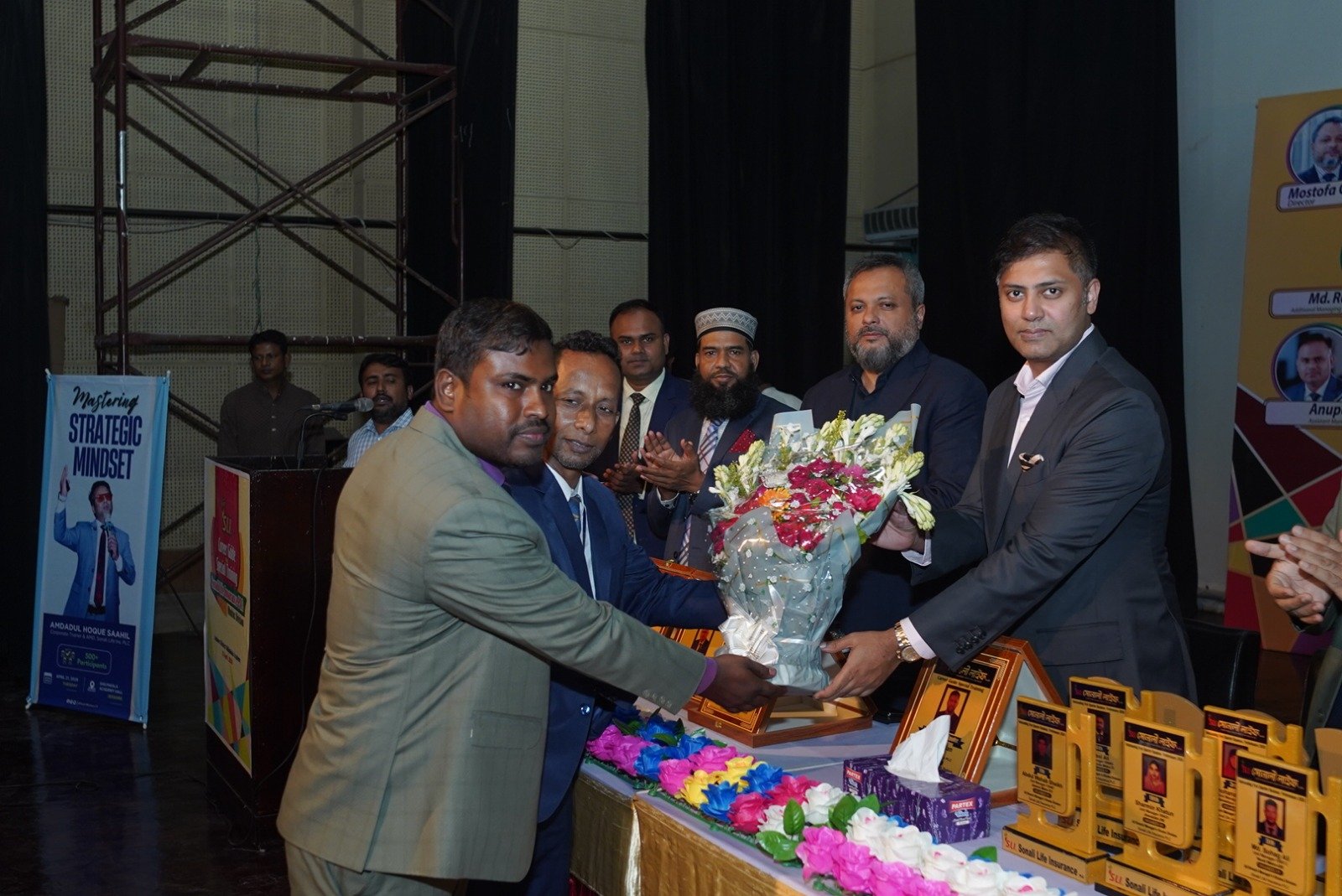 Sonali Life Insurance organizes “Career Guide Special Training” in Jeshore