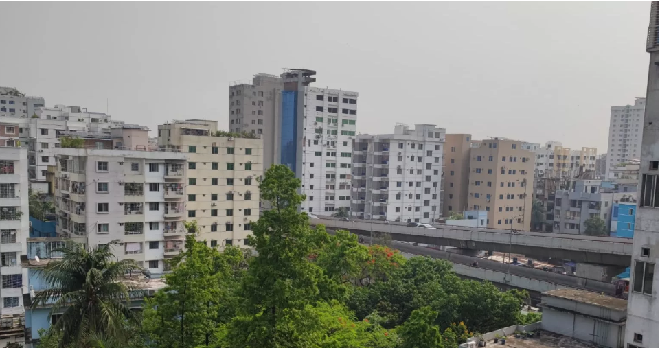 Rains bring a breath of fresh air to Dhaka