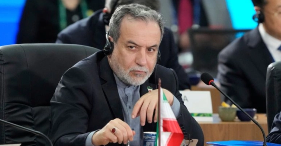 Iran FM reaches Russia on regional tour after visits to Pakistan, Oman