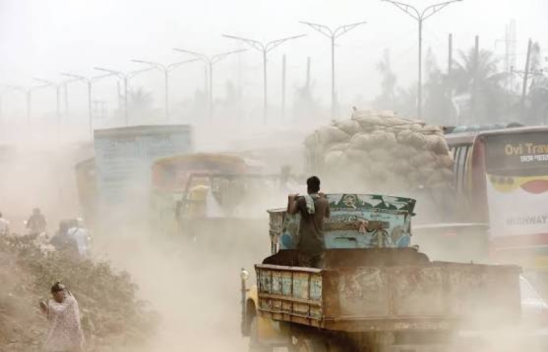 Dhaka’s air ranks 2nd worst globally on Sunday