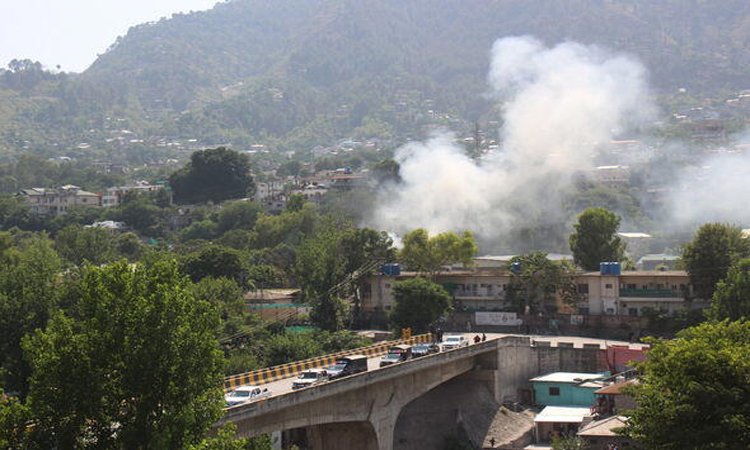 Army helicopter crashes in Pakistan-administered Kashmir, killing all on board