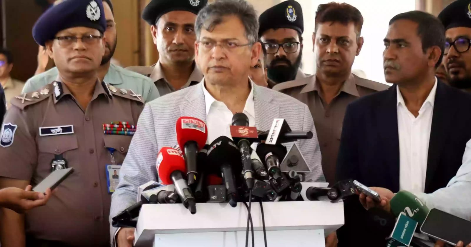 No push-in allowed across Bangladesh border: Home Minister