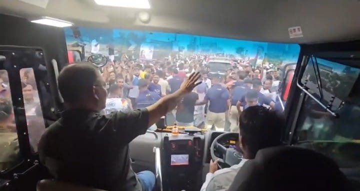 PM leaves Dhaka for Barishal on daylong tour