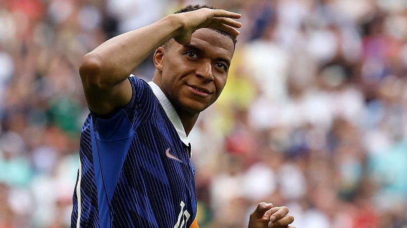 Mbappe retains World Cup Golden Boot crown