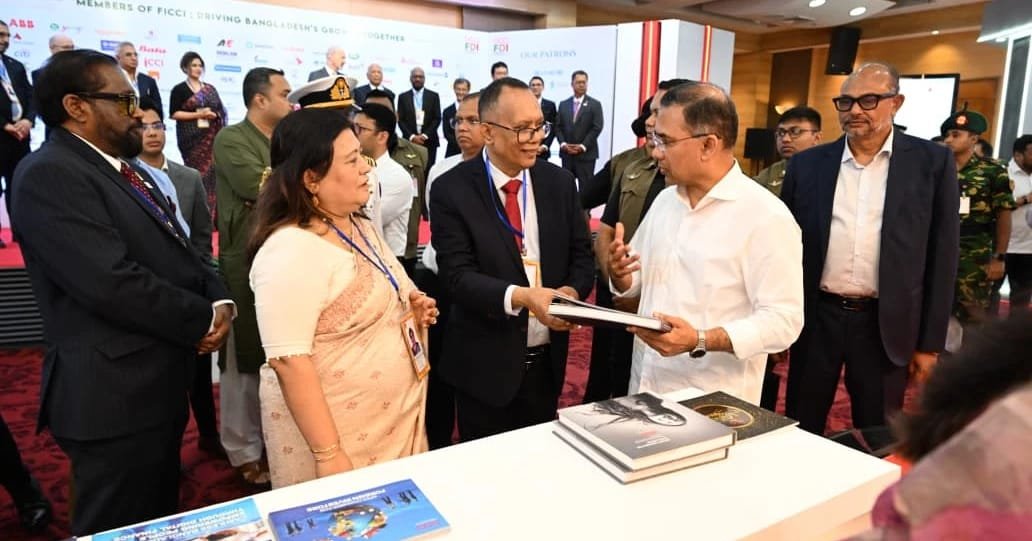 PM calls for stronger investment climate at FICCI