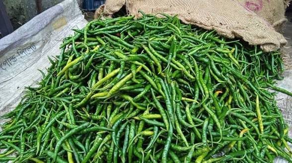 Green chilli hits Tk400 a kg as food prices climb