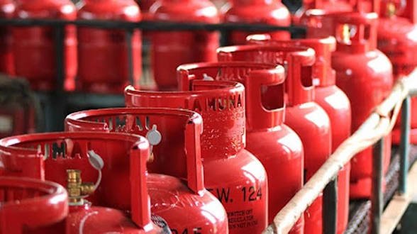 12-kg LPG price rises by Tk 70 for August