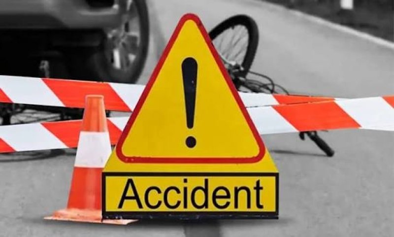 Truck-motorcycle kills two in Chittagong