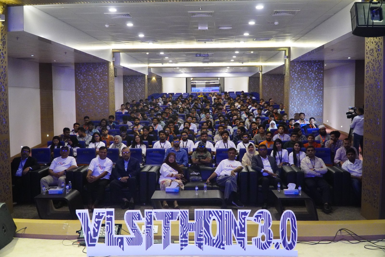 VLSI Competition 'VLSITHON 3.0' held at AIUB 