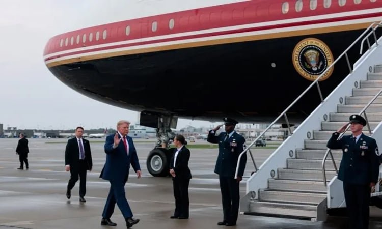Trump confirms secret plane swap after security threat