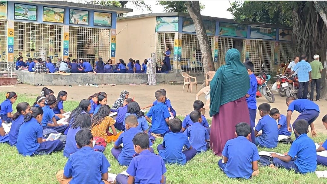 Classes held under open sky amid building crisis