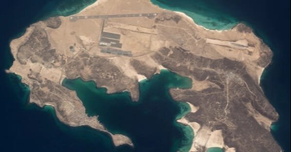 Saudi Arabia halts oil pipeline after drone attack