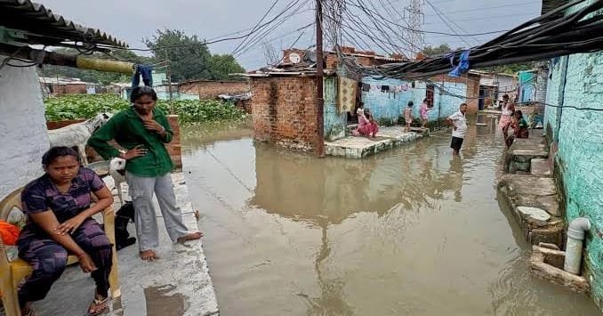 Heavy rain and flooding kill at least 62 in northern India
