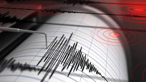 Four quakes strike near Bangladesh, tremors felt nationwide