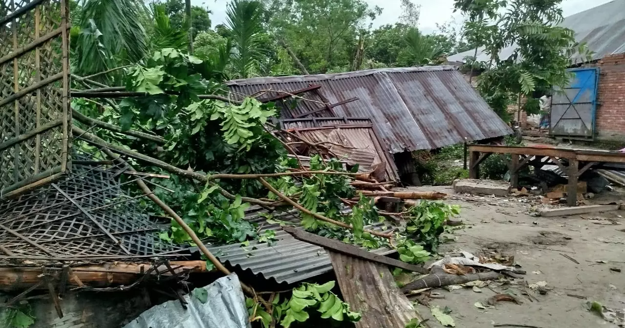 Tornado destroys over 500 houses in Nilphamari, injures 30